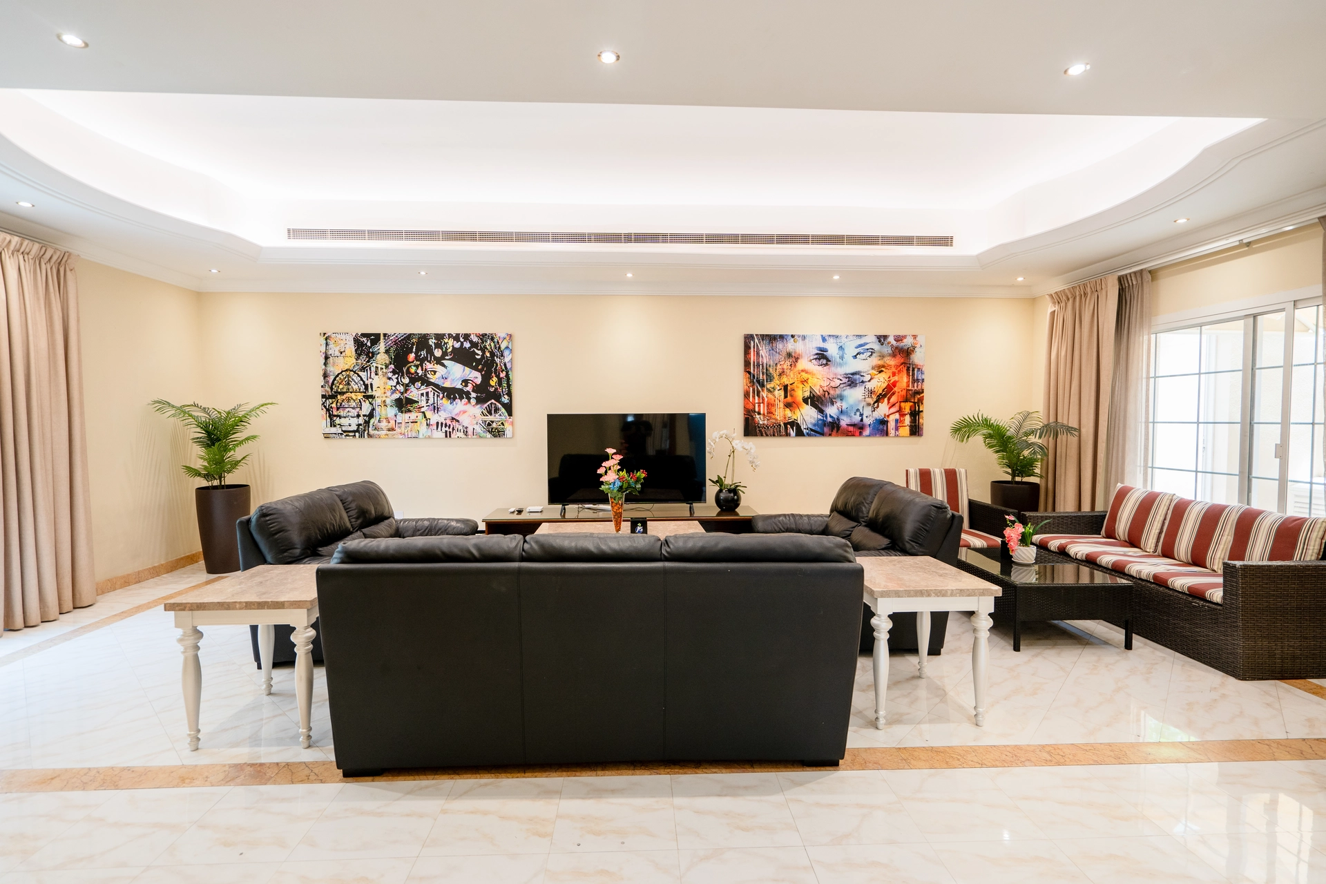 J5 Villas Holiday Homes Barsha Gardens