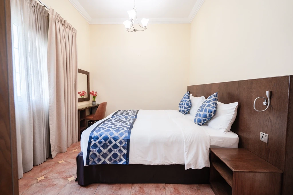 J5 Villas Holiday Homes Mirdif